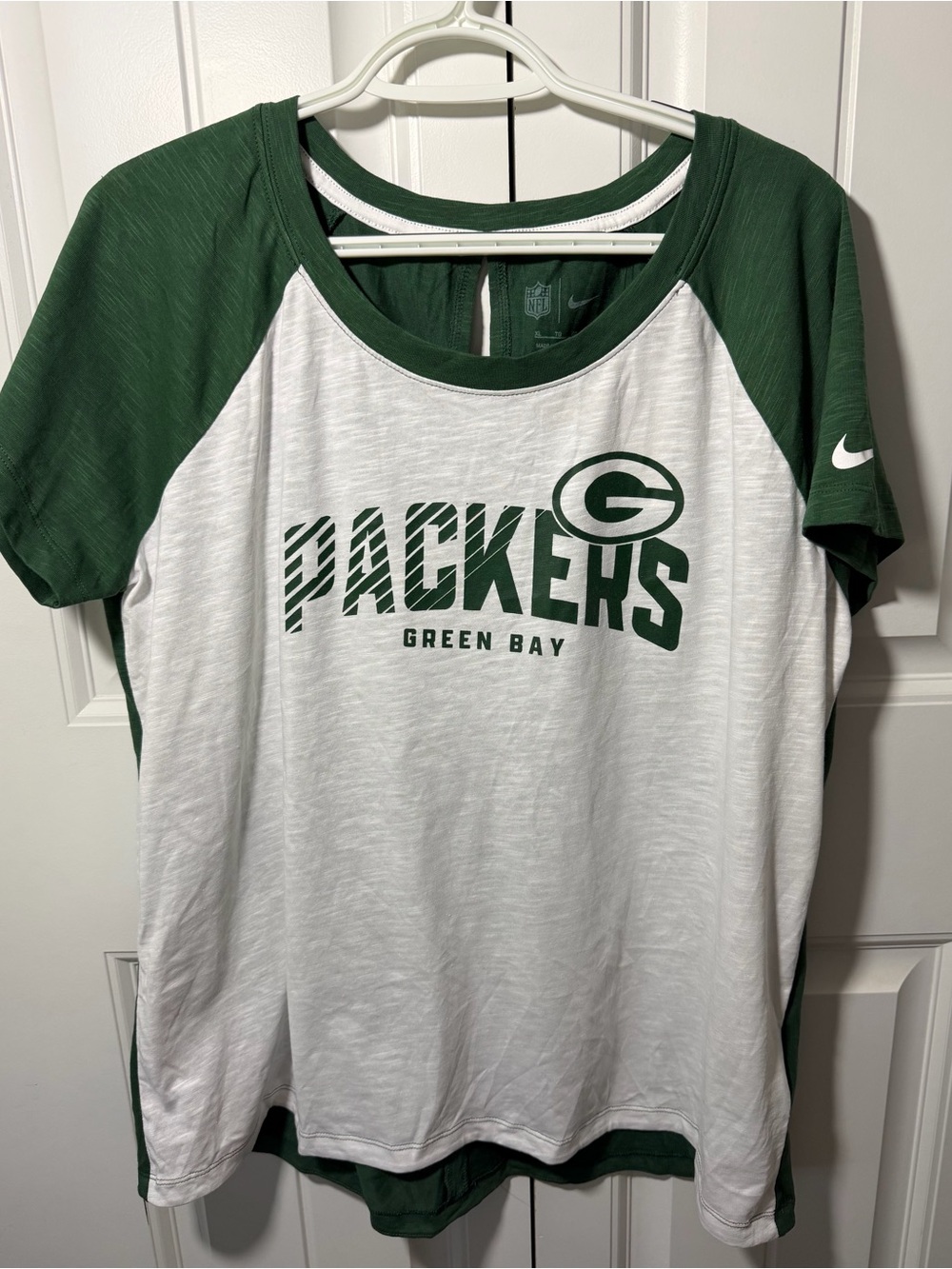 Nike Green Bay Packers Women’s XL Raglan T-Shirt Green White NFL NWT